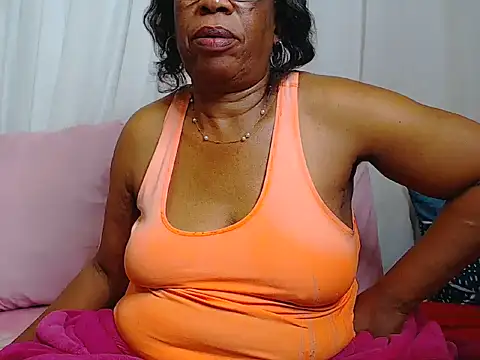 Freakyassnwildx webcam show