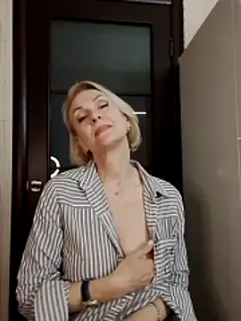 Chat +18 de MichelleSolis ao vivo