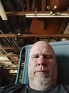 Reddog833 – webcam-show