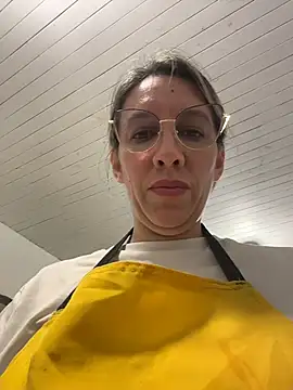 Gatitacarlita Show in webcam