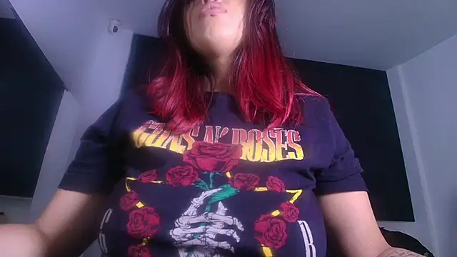 EvaaFoxxy1 Live XXX-chat