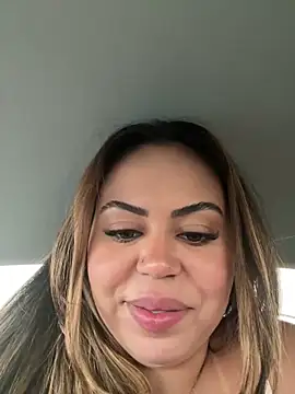 lariic 라이브 XXX 채팅