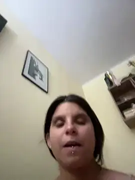 Chat +18 de Brutecia2002 ao vivo