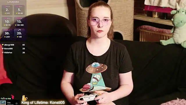 GamerGirl_Eve Pertunjukan Webcam