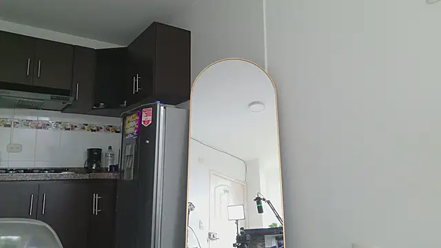 XXX chat uživo modela grey___27