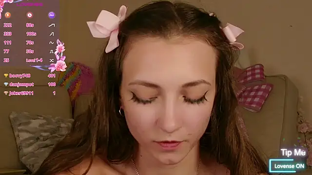 Milky_flexy_cat – Naživo XXX chat