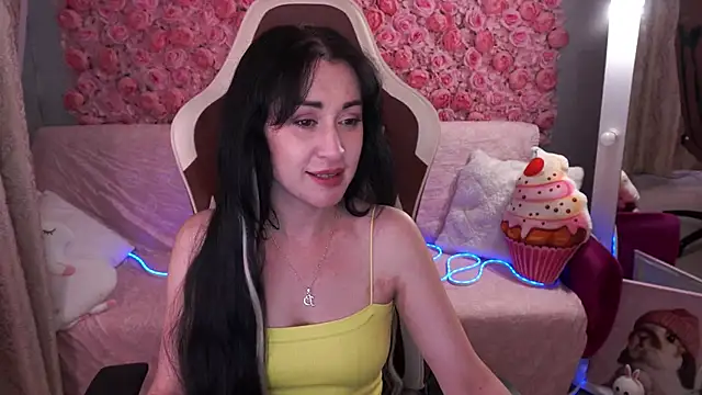 Chat +18 de CarolinaaFoxyyy ao vivo