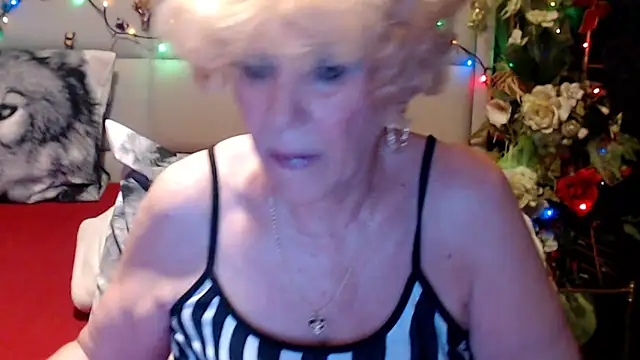 Chat XXX en directo de HappyWomanOn