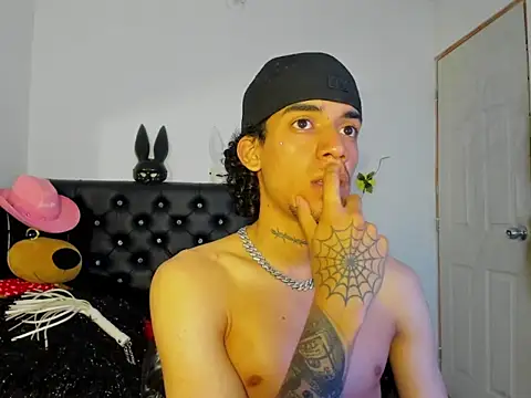 Chat +18 de Ryder-Stone ao vivo