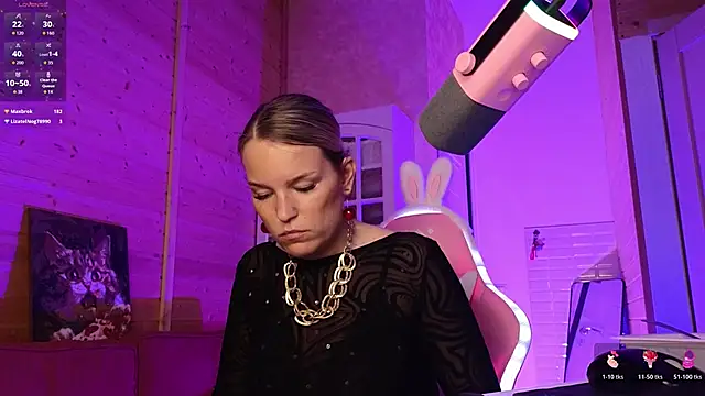 Lady_Shine élő XXX-chatje