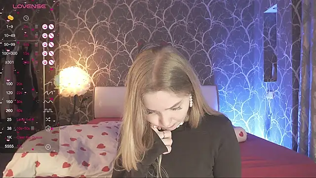 MiaMiaMeow Live XXX Chat