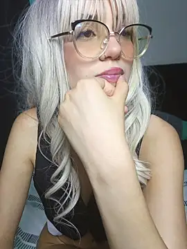 sofi_diaz1: απευθείας συνομιλία ΧΧΧ
