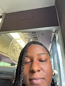 צ'אט XXX בשידור חי של GirthGoddessCoco