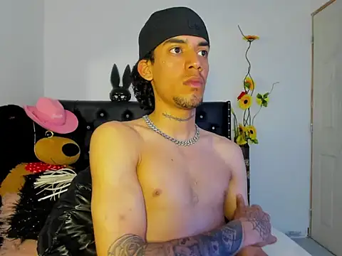 Chatroom XXX en direct de Ryder-Stone