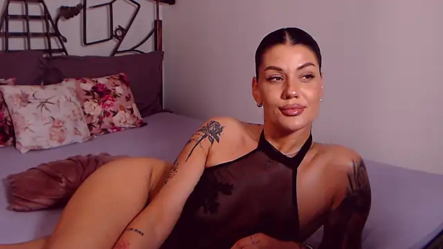 Chat XXX en directo de YvonneEverlee
