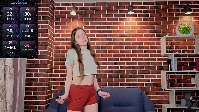 MyrtaMcclaney Show in webcam