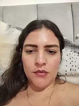 Mia_Hampton Chat XXX live