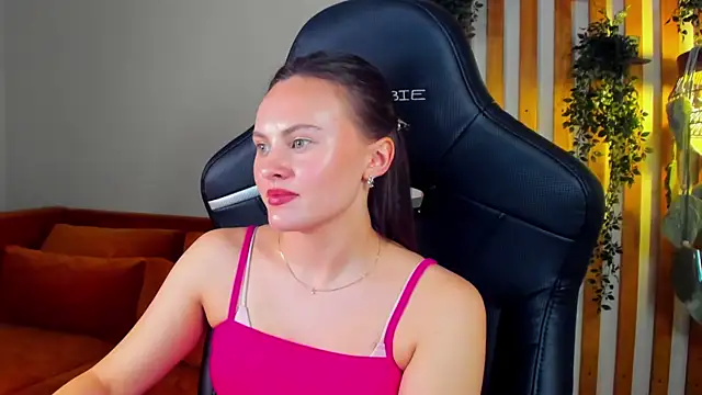 צ'אט XXX בשידור חי של LumeriSoren