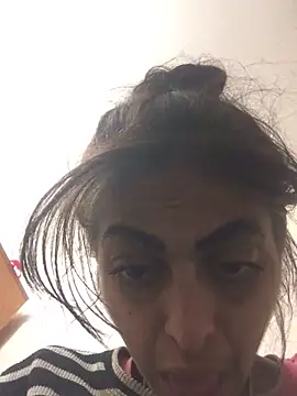 ChantalXOrchid Adlı Modelin Canlı XXX Sohbeti
