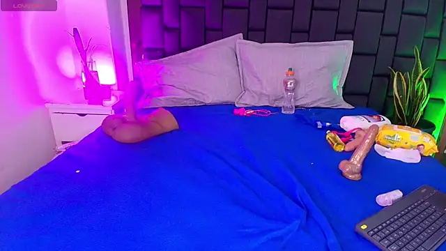 Czat XXX na żywo – EllenaBoobs_