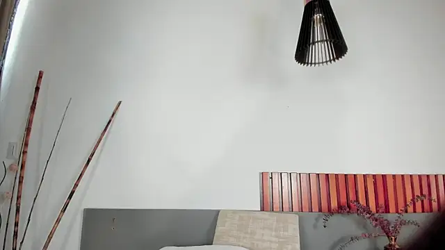 XXX chat uživo modela AndraCyruss