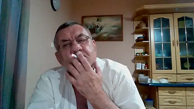 Show modela machomale3 na web-kameri