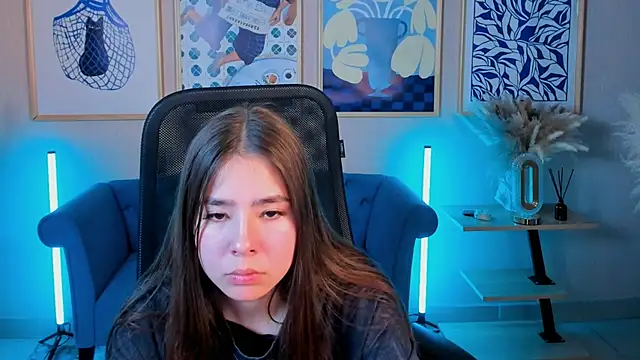 Онлайн чат XXX SayaHeartnet