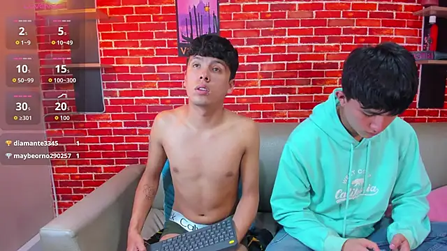 Hoot_boyss_'s Live XXX Chat