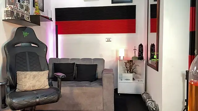 knimh Live XXX Chat
