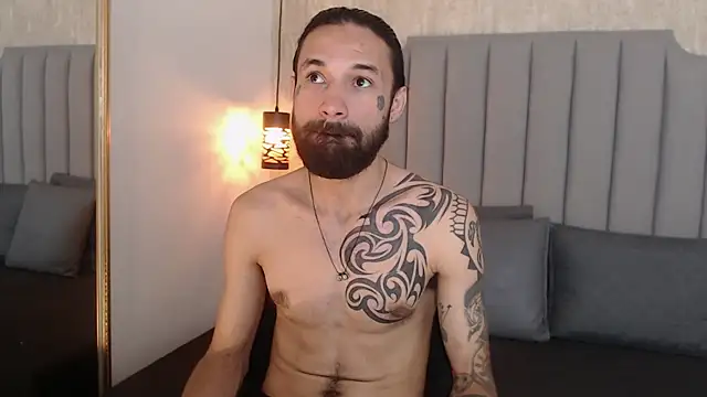 Hisoka_011 Webcamshow