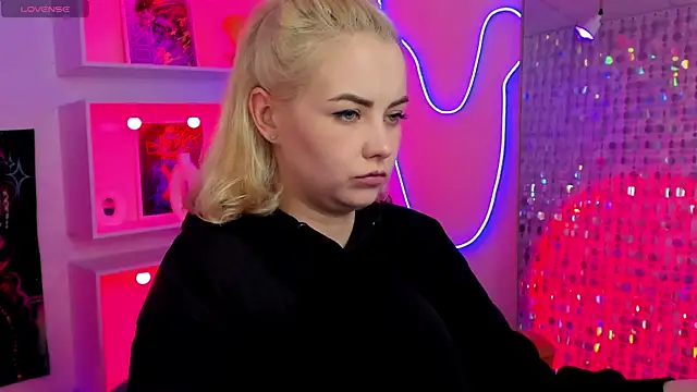 StephanieSweety élő XXX-chatje