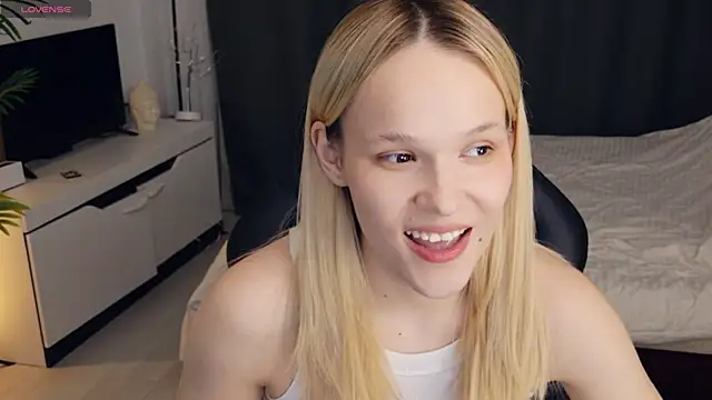 Webkamerová show thehousemaidd