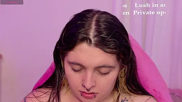 Chat XXX en directo de Sachi_Meow
