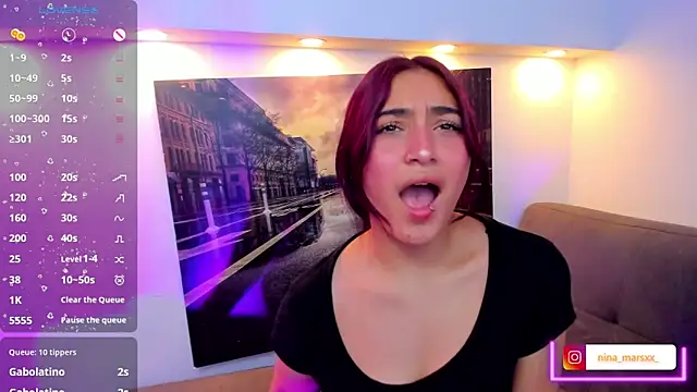 Nina-Mars Adlı Modelin Canlı XXX Sohbeti