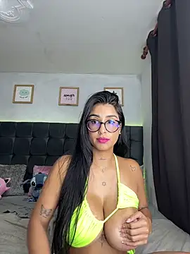 lovely_violet13のライブXXXチャット
