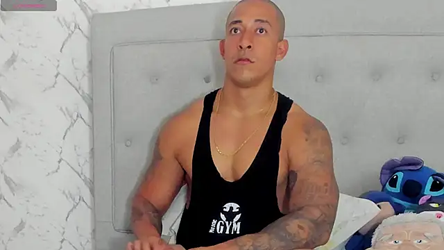 luigiferrara live XXX chat