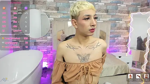 XXX chat uživo modela CYRUS_TAY