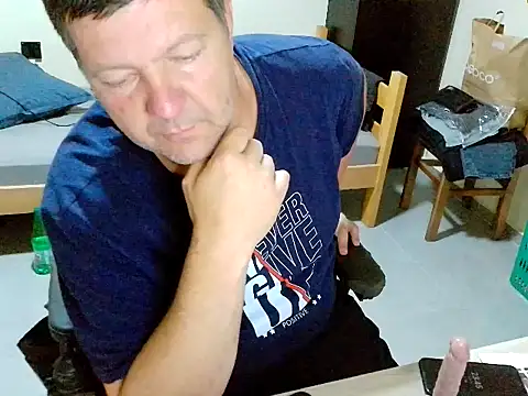 Chatroom XXX en direct de pozitiva000