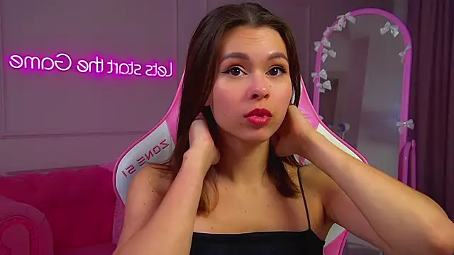 Chat +18 de PollyLanders ao vivo