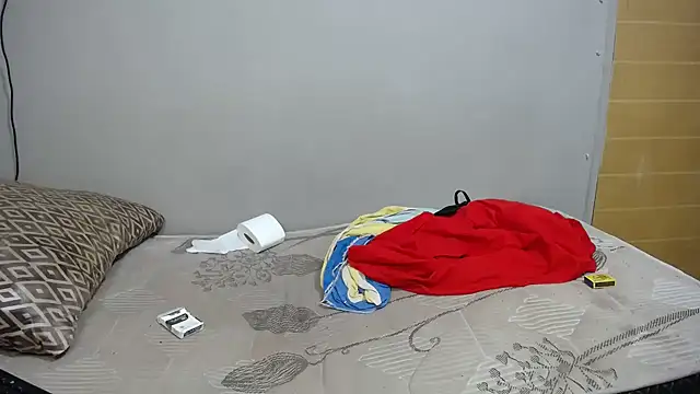 sexydiamond15  Шоу с уебкамера