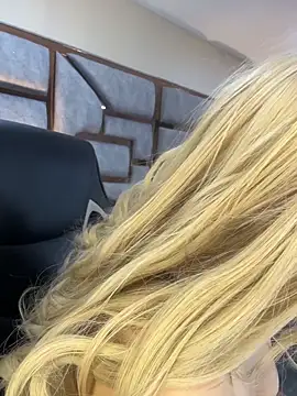Chat XXX ao vivo de lya_nekko_