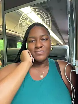 GirthGoddessCoco élő XXX-chatje