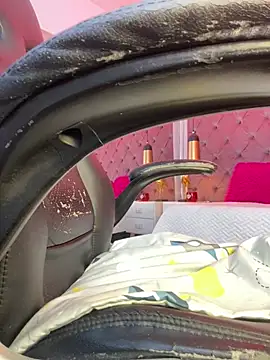 Chat XXX ao vivo de Auri__
