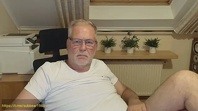 subbear1968's Webcam Show