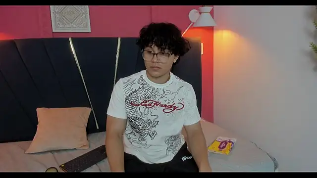 latin_beast4 élő XXX-chatje