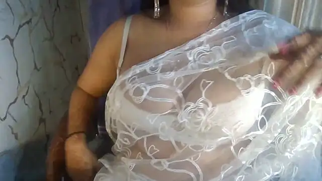 XXX chat uživo modela Cute_Arushii