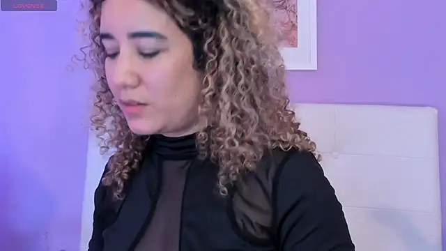 Czat XXX na żywo – Charlotte11-11