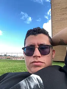 Kurtxxx22 Live XXX-chat