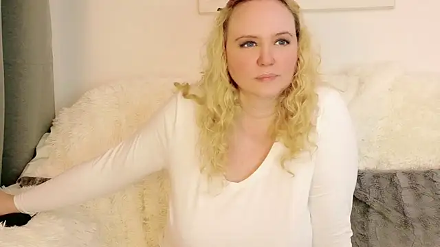 Онлайн чат XXX Sarah4you