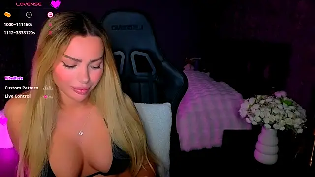 Ayla__Demir Adlı Modelin Canlı XXX Sohbeti